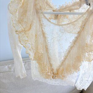 99% NEW ZARA BLOUSE, SIZE S